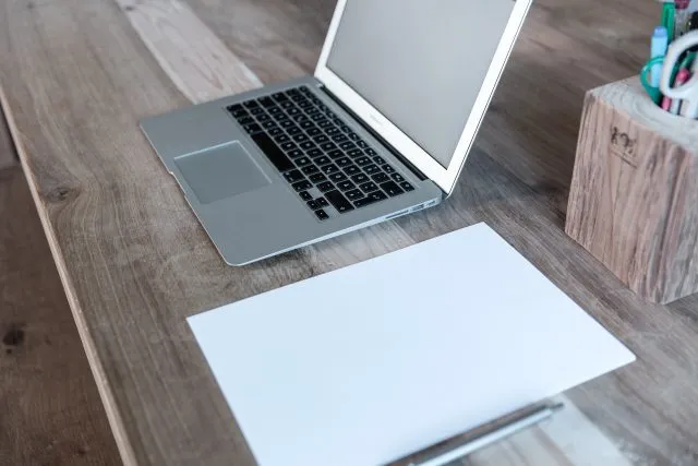 Laptopy poleasingowe – jak wybrać najlepszy dla siebie?